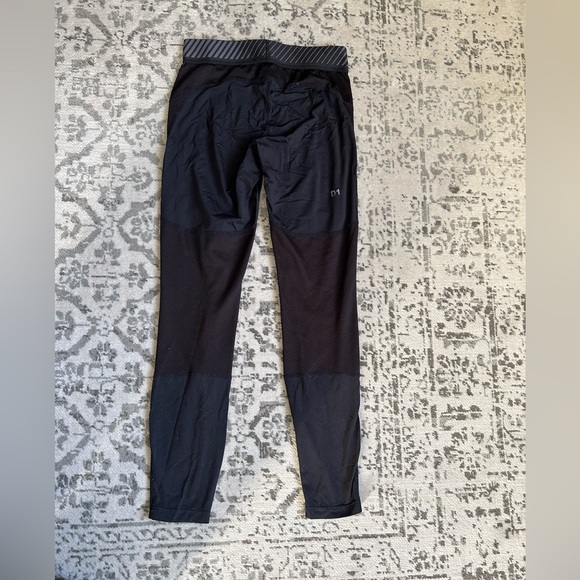 ASICS athletic leggings - Picture 2 of 2